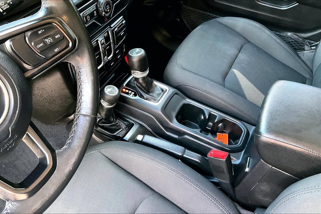 Used 2019 Jeep Wrangler Unlimited Sport S AWD/4WD image 18