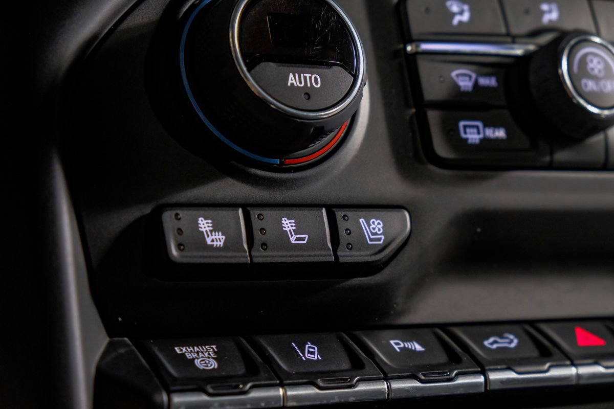 Used 2022 Chevrolet Silverado 2500 LTZ w/ LTZ Plus Package image 26