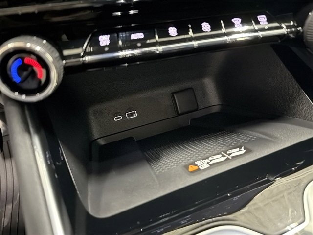 New 2026 Chevrolet Traverse LT w/ LPO, Floor Liner Package image 29