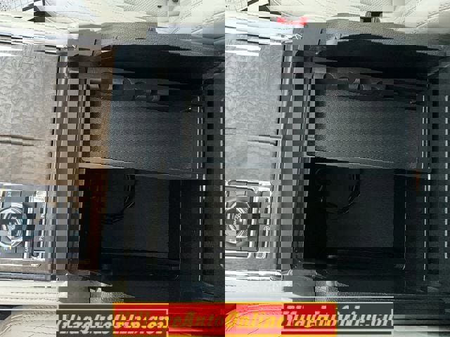 Used 2021 Ford Expedition Platinum image 19