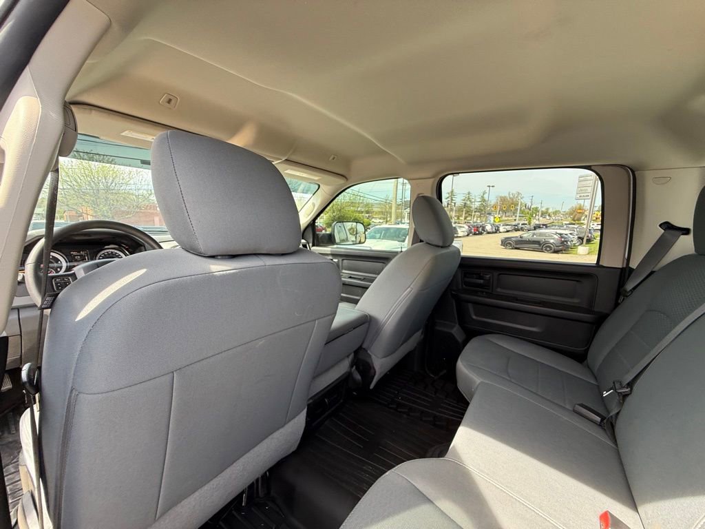 Used 2018 RAM 2500 Tradesman w/ Chrome Appearance Group image 26