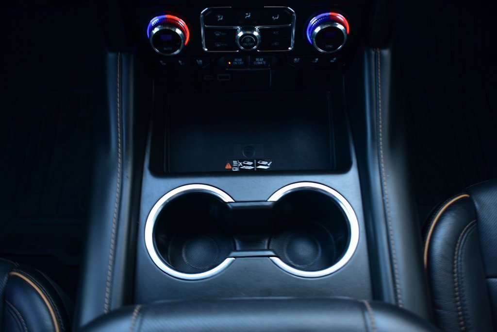 Used 2023 GMC Yukon XL AT4 w/ AT4 Premium Plus Package image 36