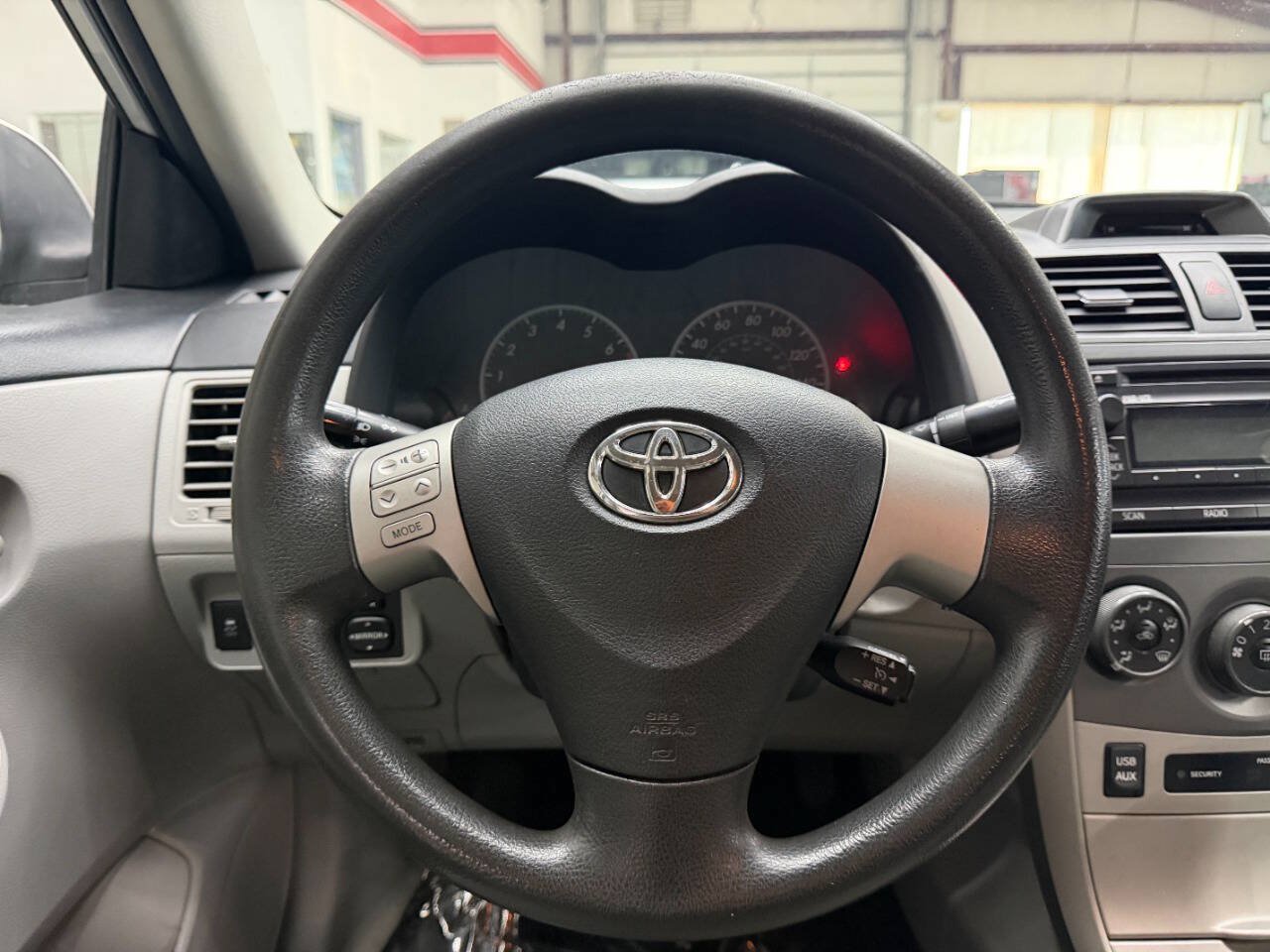 Used 2012 Toyota Corolla LE FWD image 22