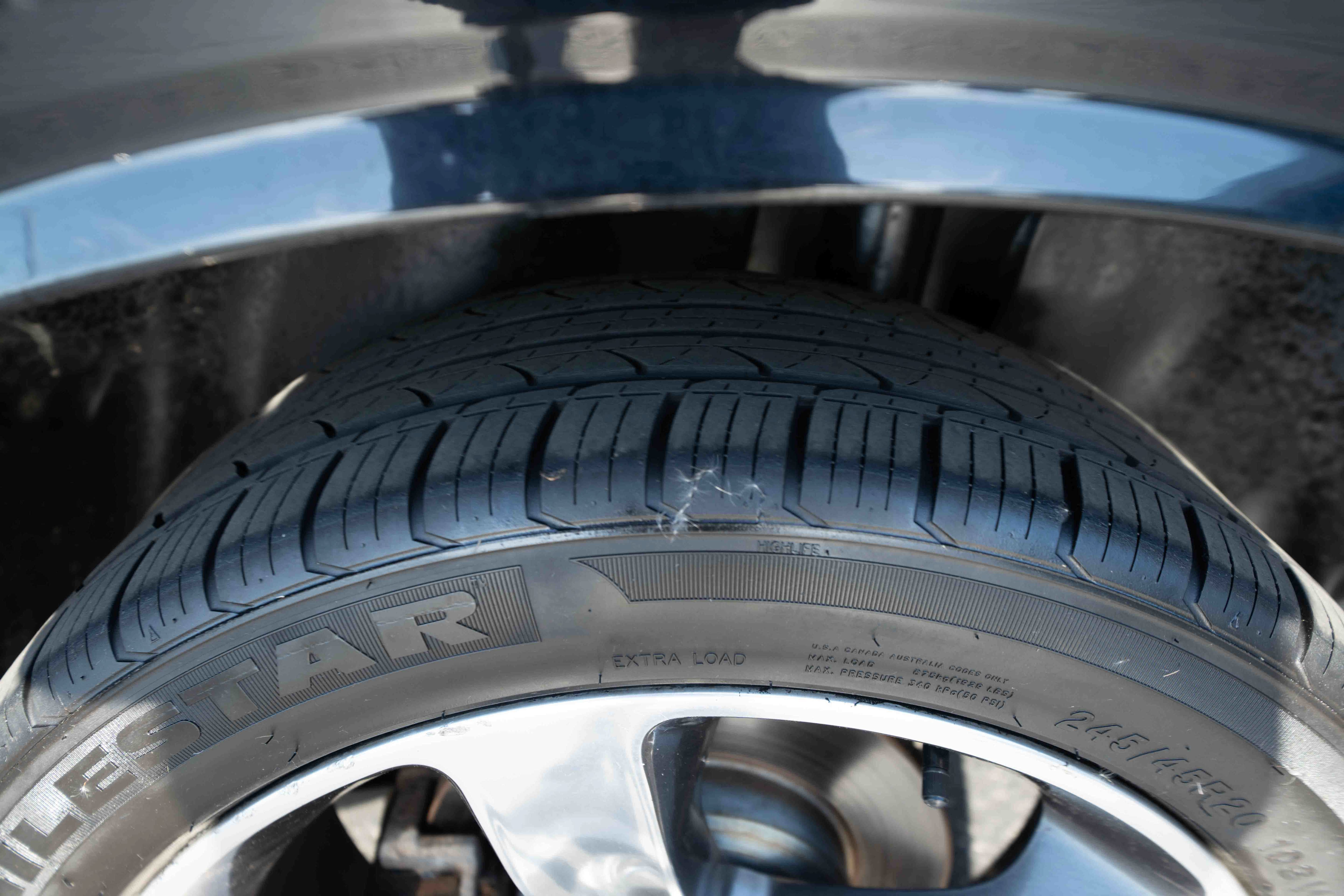 Used 2014 Dodge Challenger SXT RWD image 28