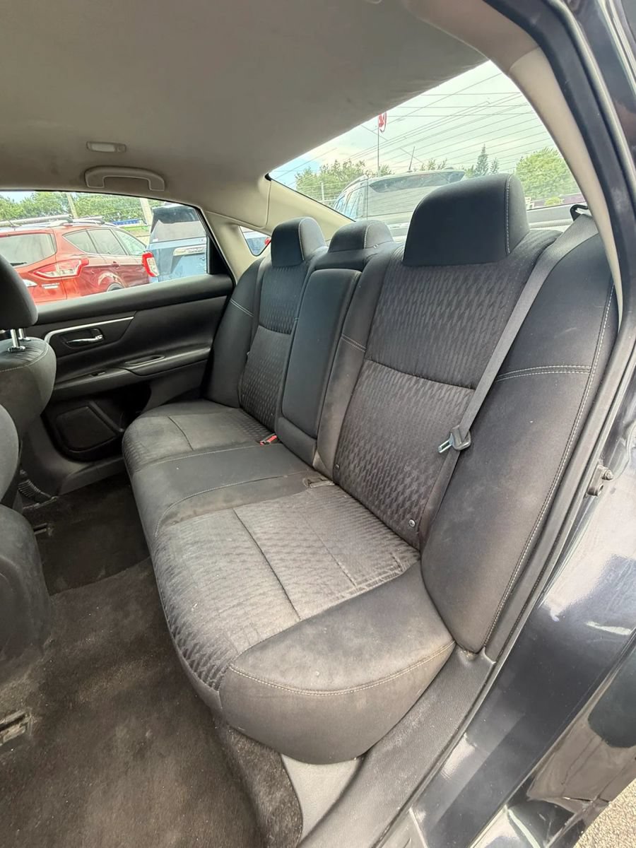 Used 2018 Nissan Altima 2.5 SV FWD image 10