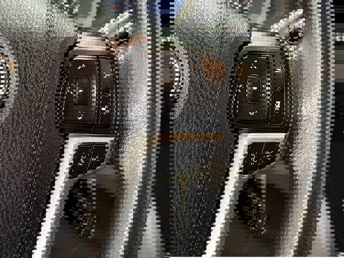 Used 2020 Toyota Sienna LE image 18