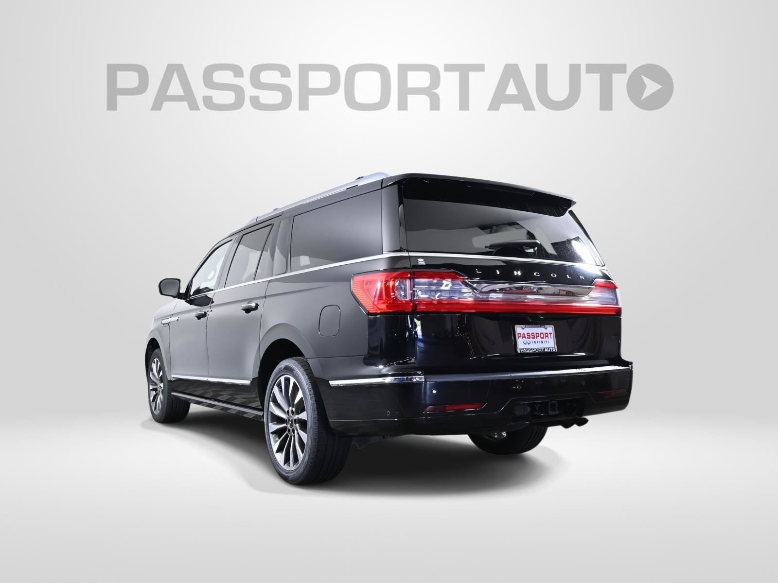 Used 2021 Lincoln Navigator L Reserve w/ Luxury Package AWD/4WD image 4