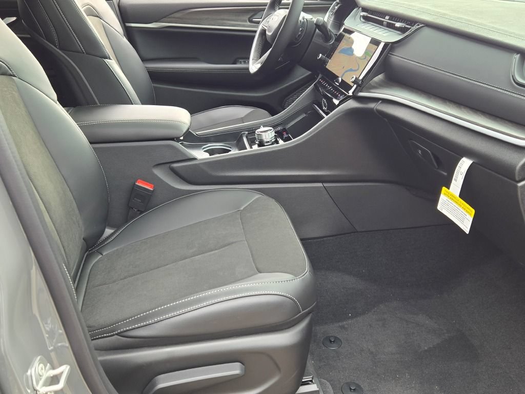 New 2027 Jeep Grand Cherokee L 4WD image 7