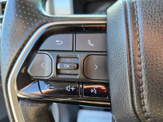 Used 2023 Toyota Tundra SR5 w/ SR5 Convenience Package AWD/4WD image 32