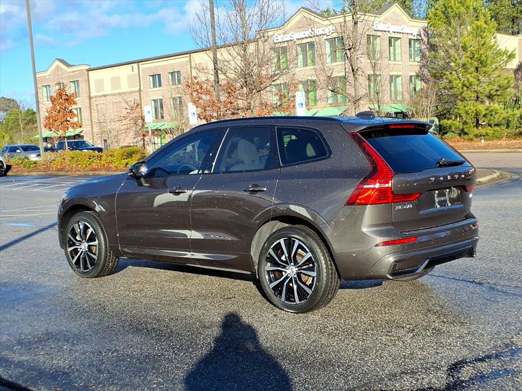 Certified 2023 Volvo XC60 B5 Plus w/ Protection Package Premier image 7
