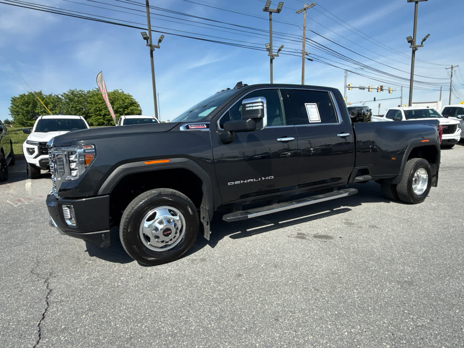 Used 2020 GMC Sierra 3500 Denali w/ Denali Ultimate Package AWD/4WD image 2