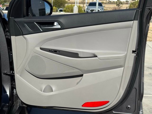 Used 2020 Hyundai Tucson SE image 29