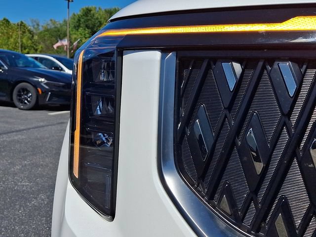 Certified 2026 Kia Carnival LXS FWD image 9