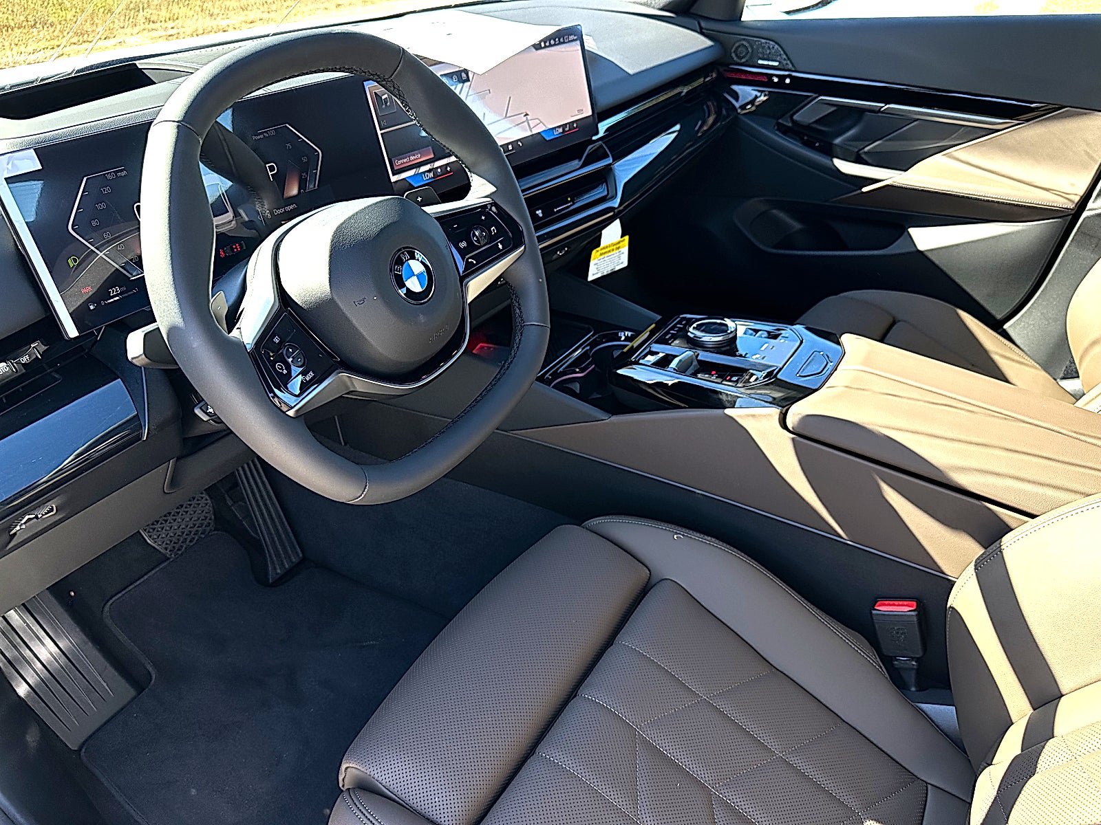 New 2026 BMW 530i w/ Premium Package RWD image 9