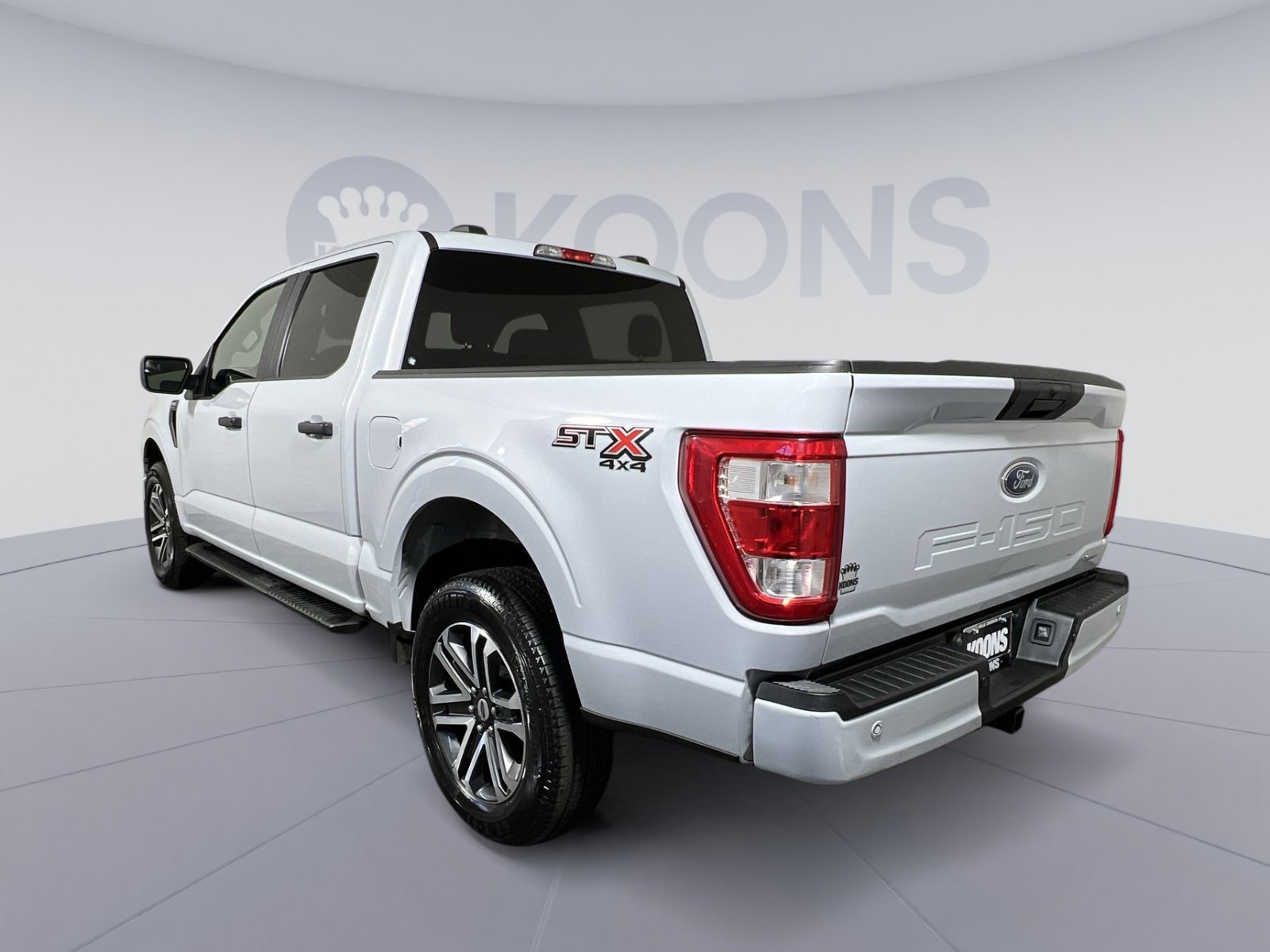 Used 2022 Ford F150 XL w/ STX Appearance Package image 4