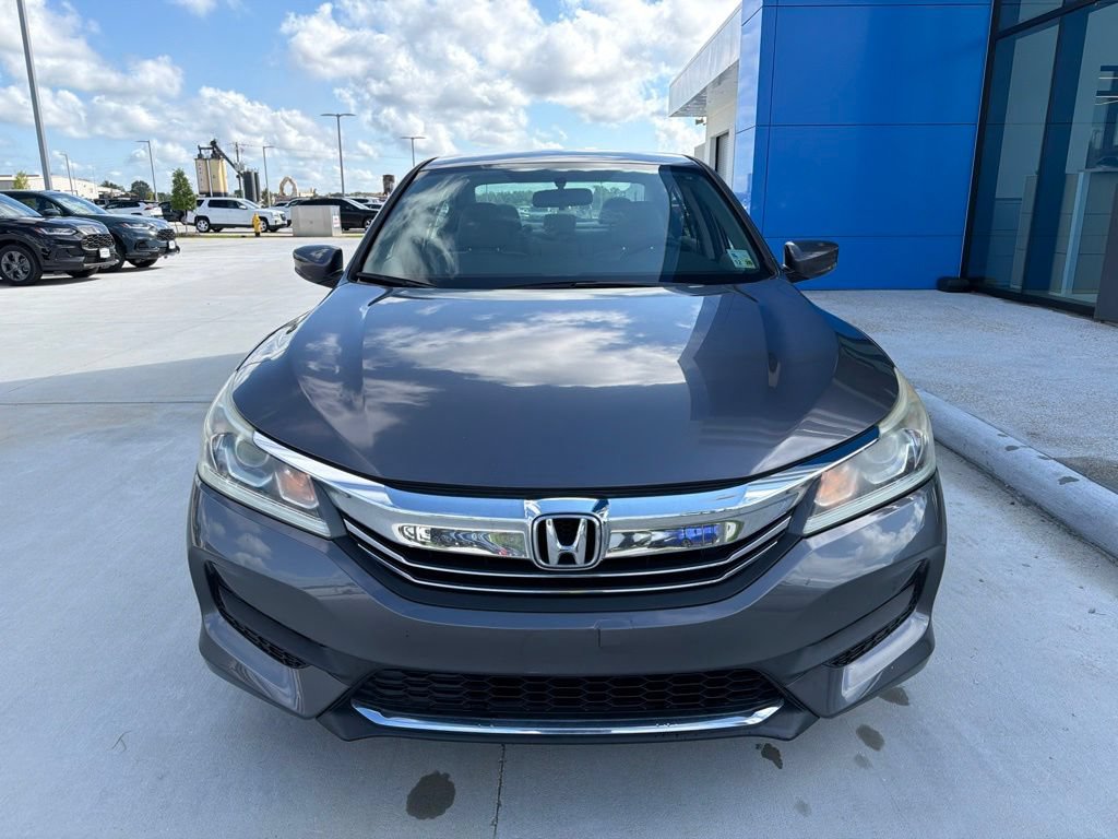 Used 2016 Honda Accord LX image 2