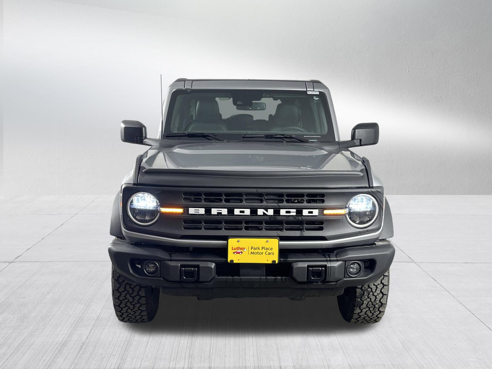 Used 2024 Ford Bronco Black Diamond image 2