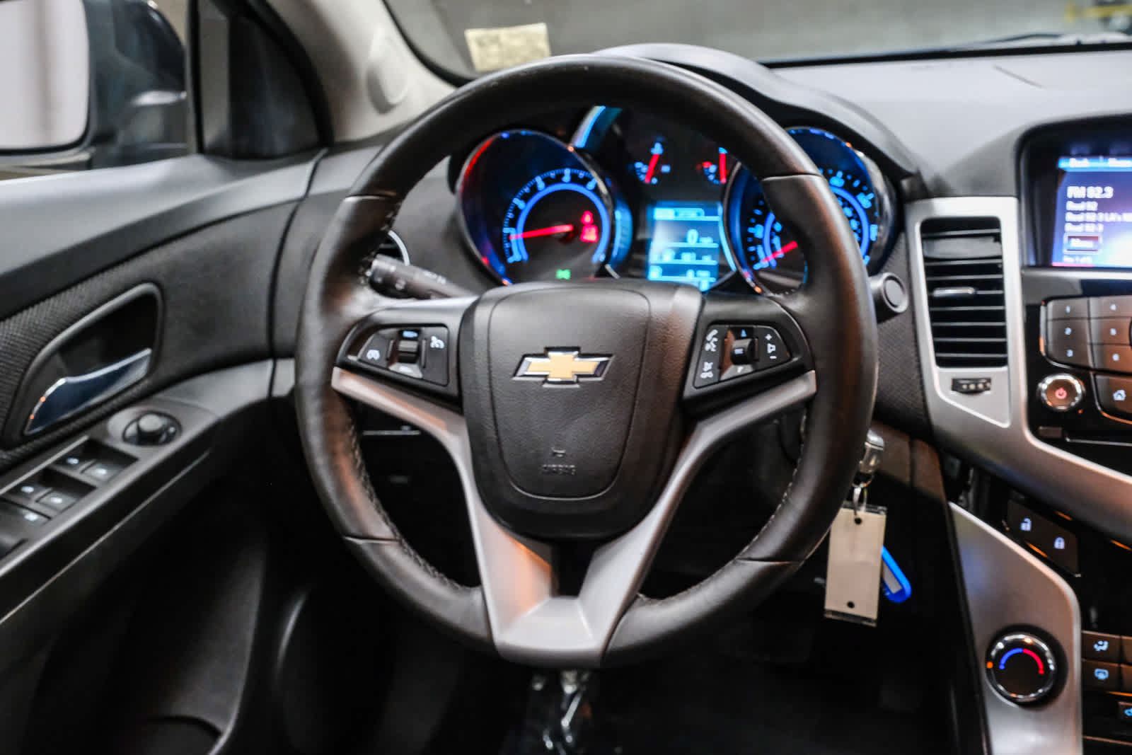 Used 2014 Chevrolet Cruze LT w/ RS Package FWD image 19