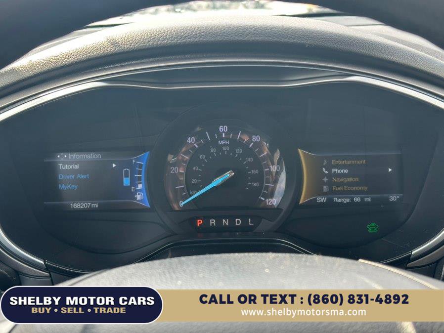 Used 2019 Ford Fusion SE FWD image 18