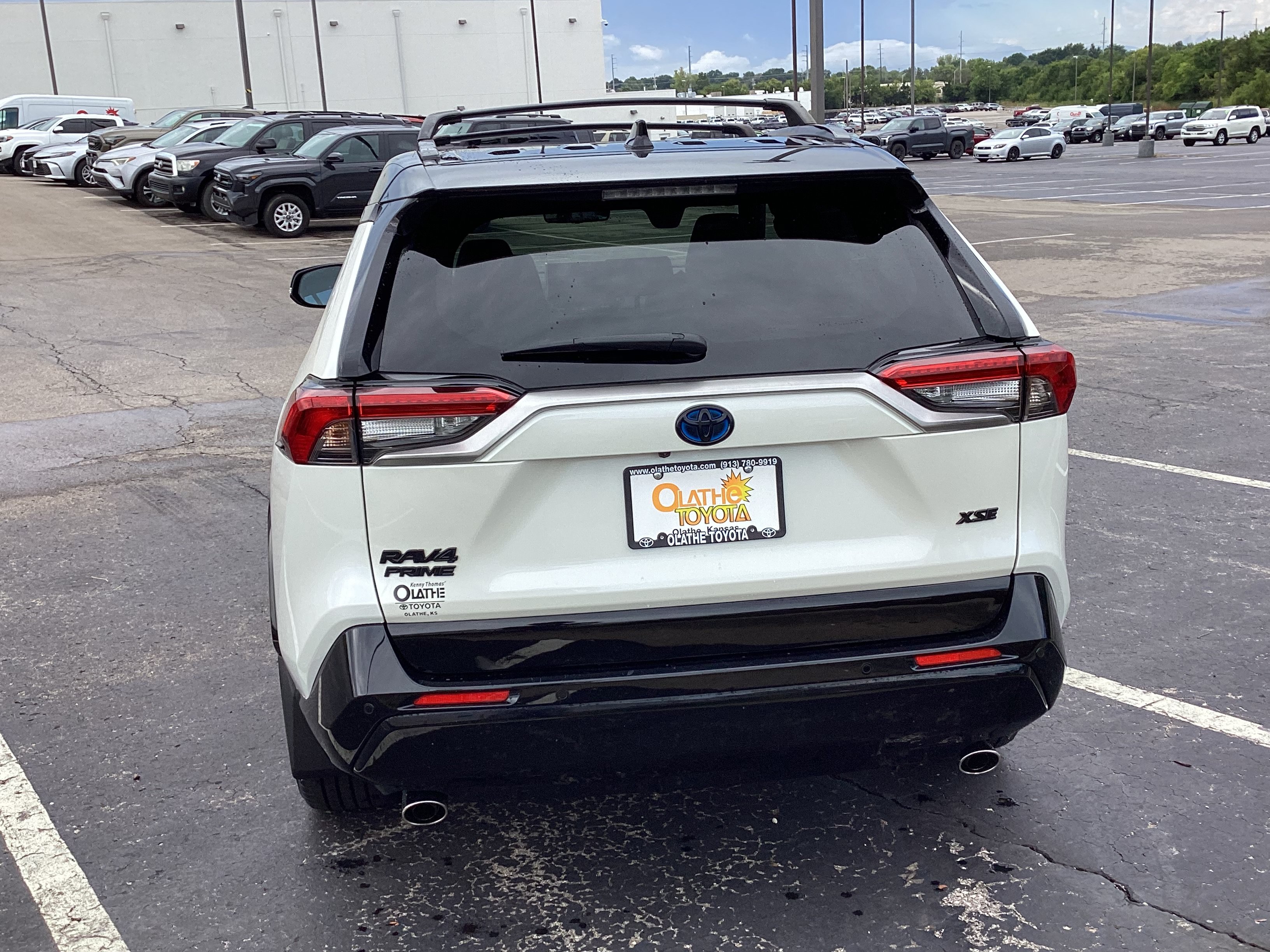 Certified 2022 Toyota RAV4 XSE w/ Premium Package AWD/4WD image 34