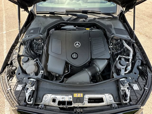 Used 2022 Mercedes-Benz C 300 4MATIC Sedan image 34