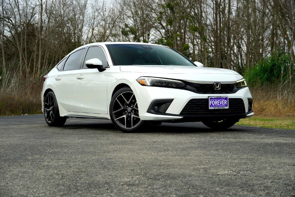 Used 2023 Honda Civic Sport Touring image 2