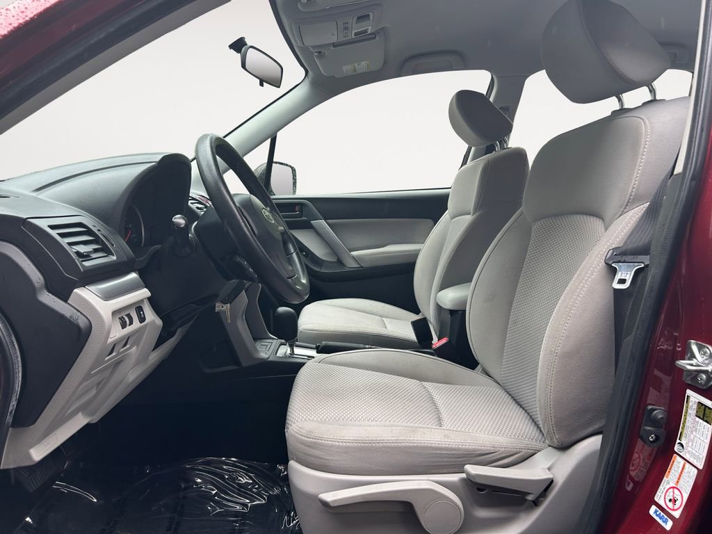 Used 2015 Subaru Forester 2.5i w/ Alloy Wheel Package AWD/4WD image 7