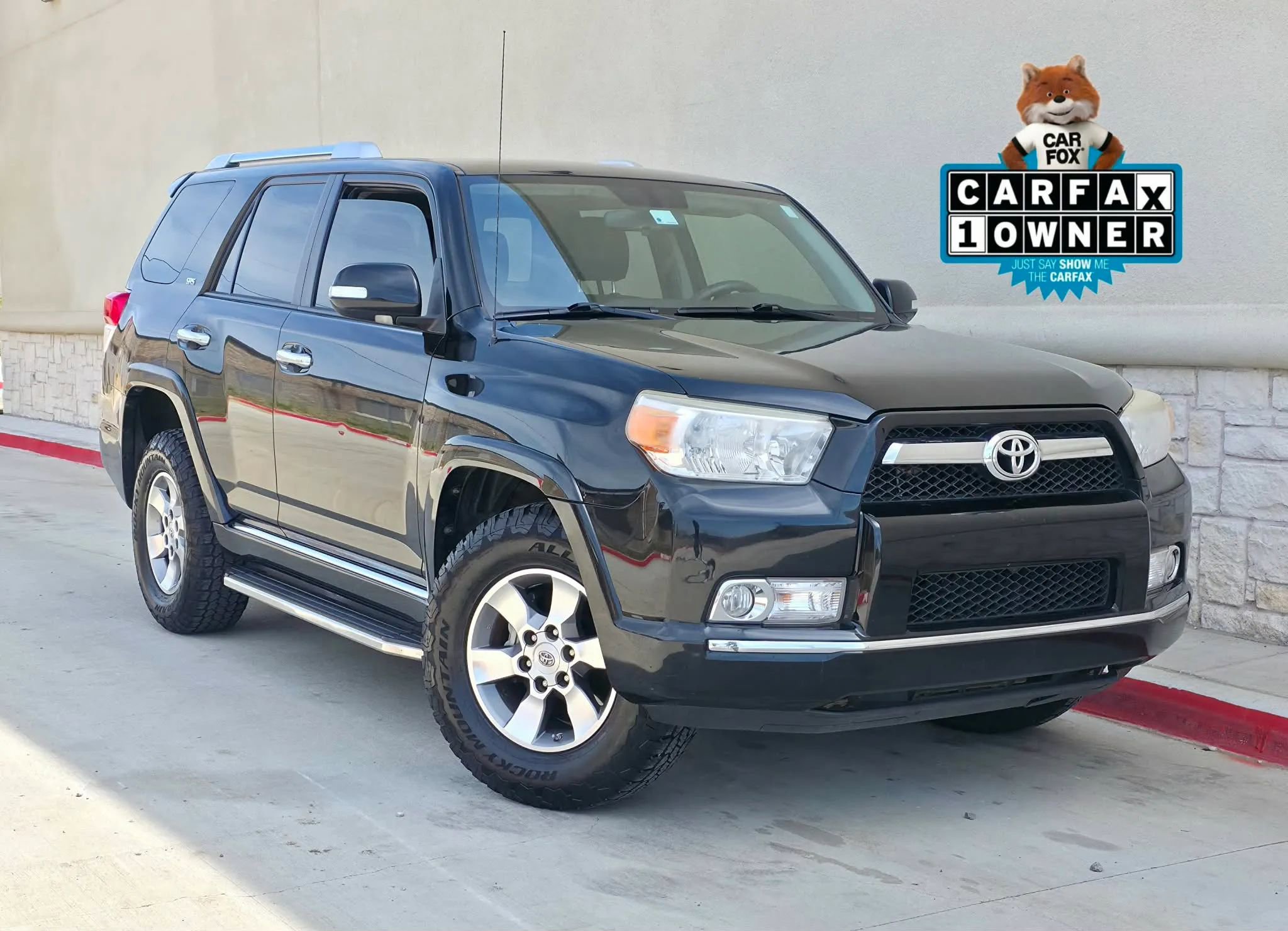 Used 2012 Toyota 4Runner SR5 image 1