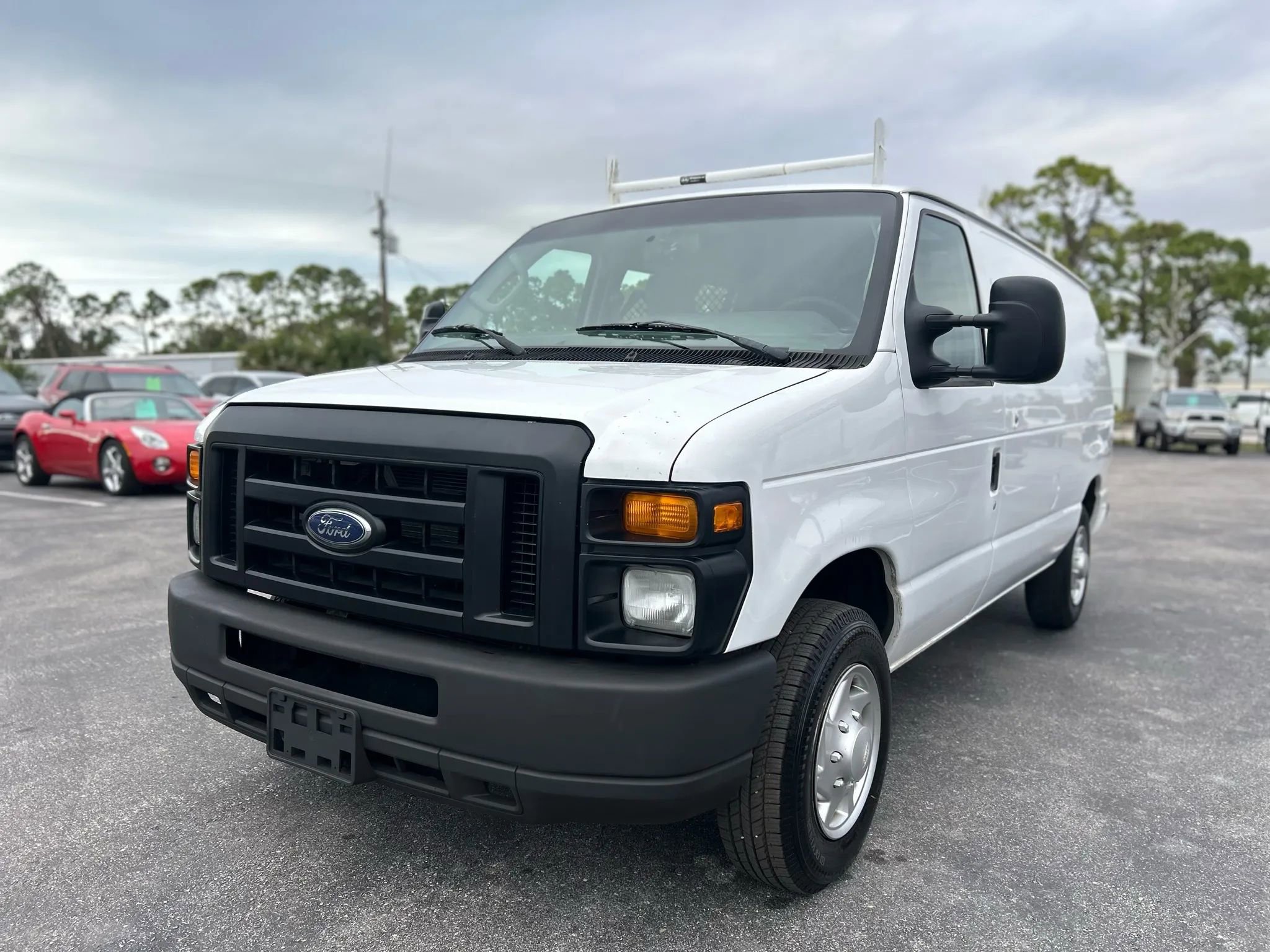 Used 2012 Ford E-150 and Econoline 150 image 4