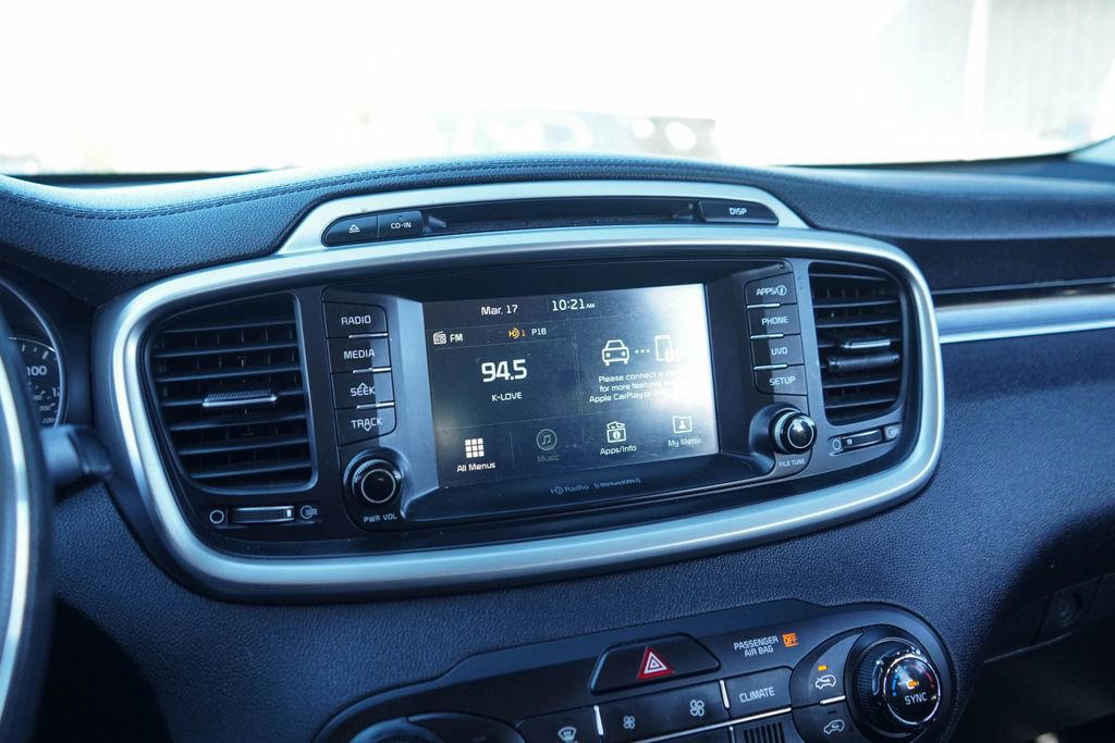 Used 2018 Kia Sorento LX image 21