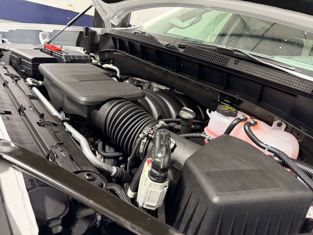 New 2026 Chevrolet Silverado 1500 LT w/ Z71 Off-Road Package image 3