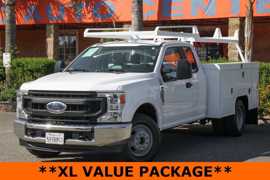 Used 2021 Ford F350 XL w/ Power Equipment Group image 4