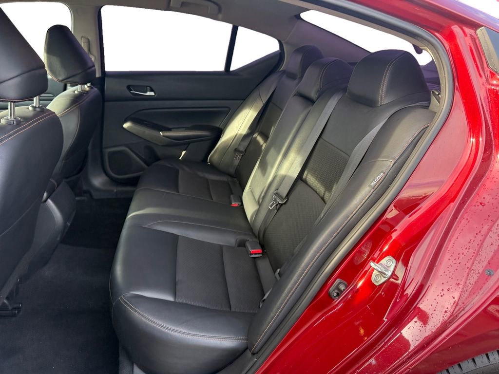 Used 2022 Nissan Altima 2.5 SR image 16