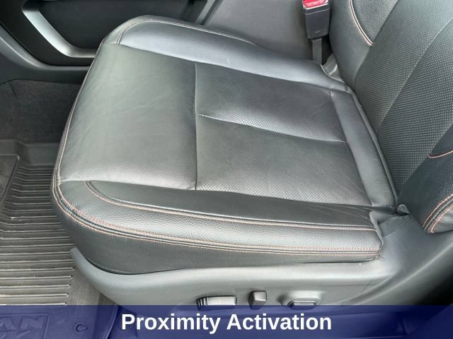 Used 2023 Nissan Titan PRO-4X w/ Pro-4x Convenience Package AWD/4WD image 22