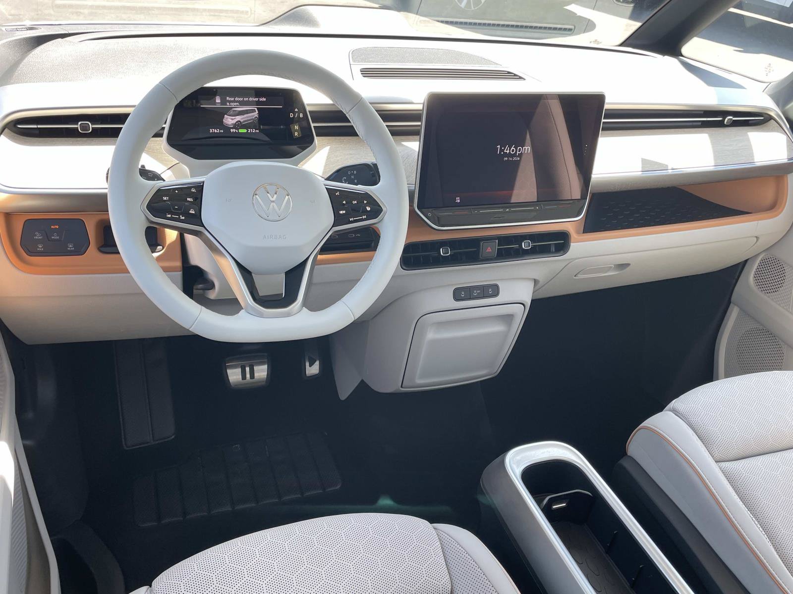 Certified 2025 Volkswagen ID. Buzz 1st Edition AWD/4WD image 9