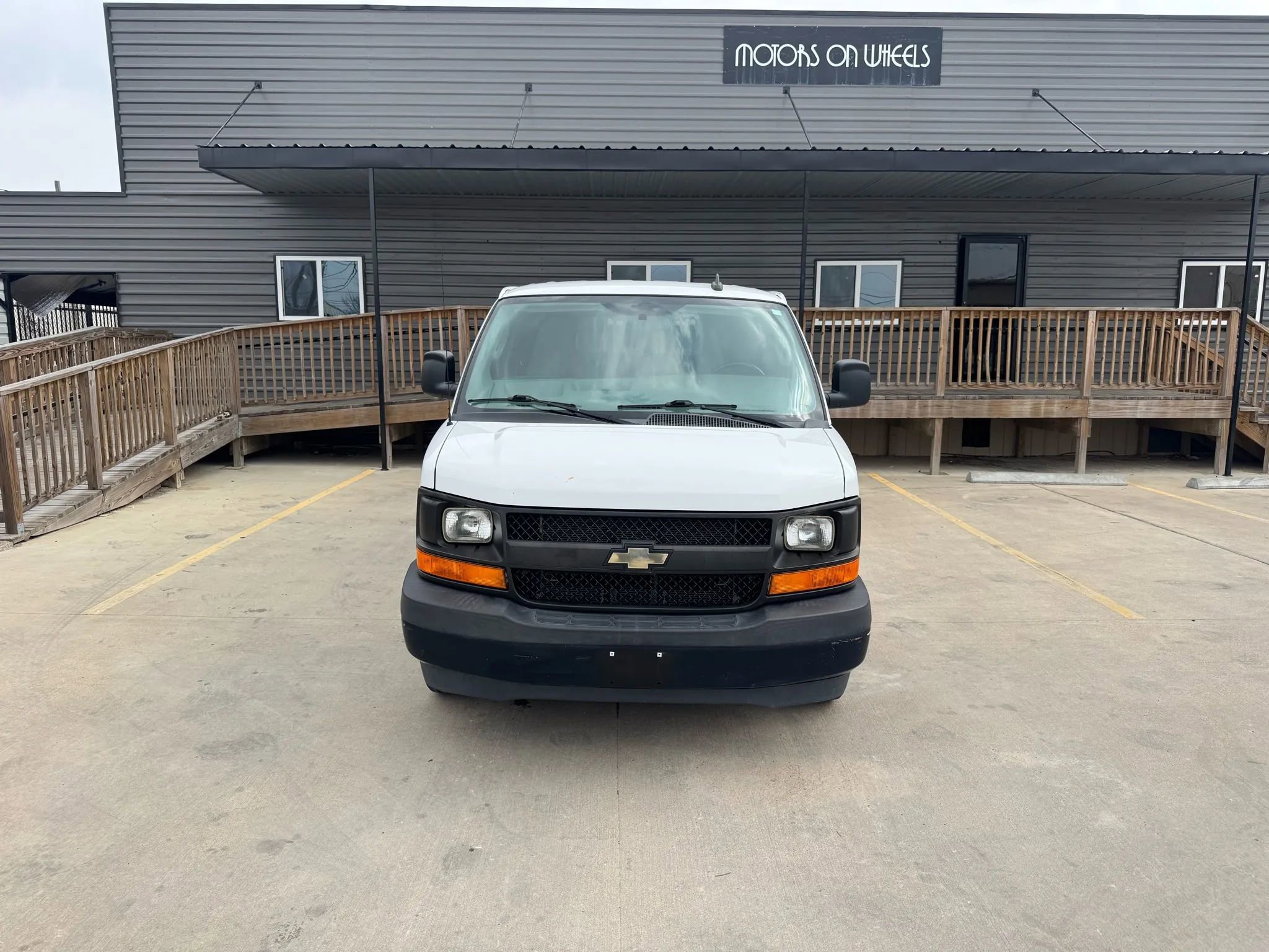 Used 2017 Chevrolet Express 2500 LS image 12