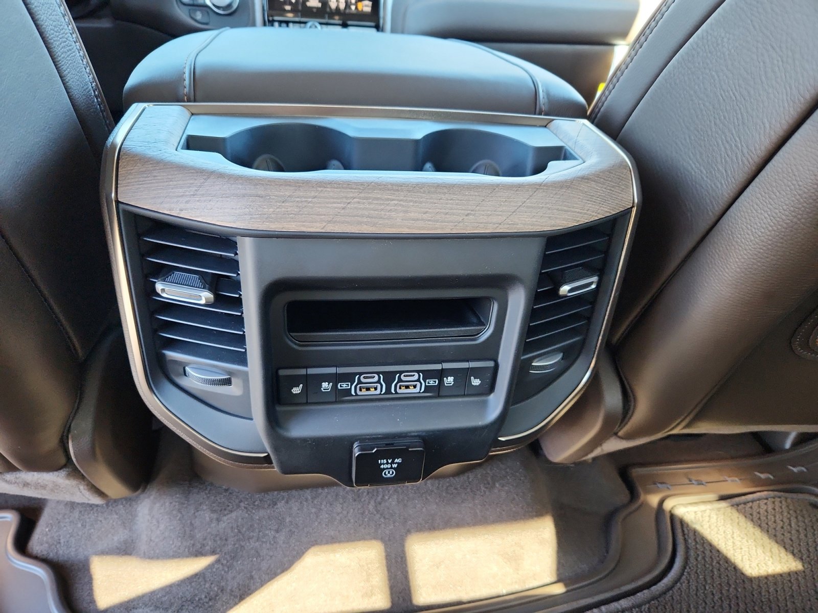 New 2025 RAM 1500 Limited image 32