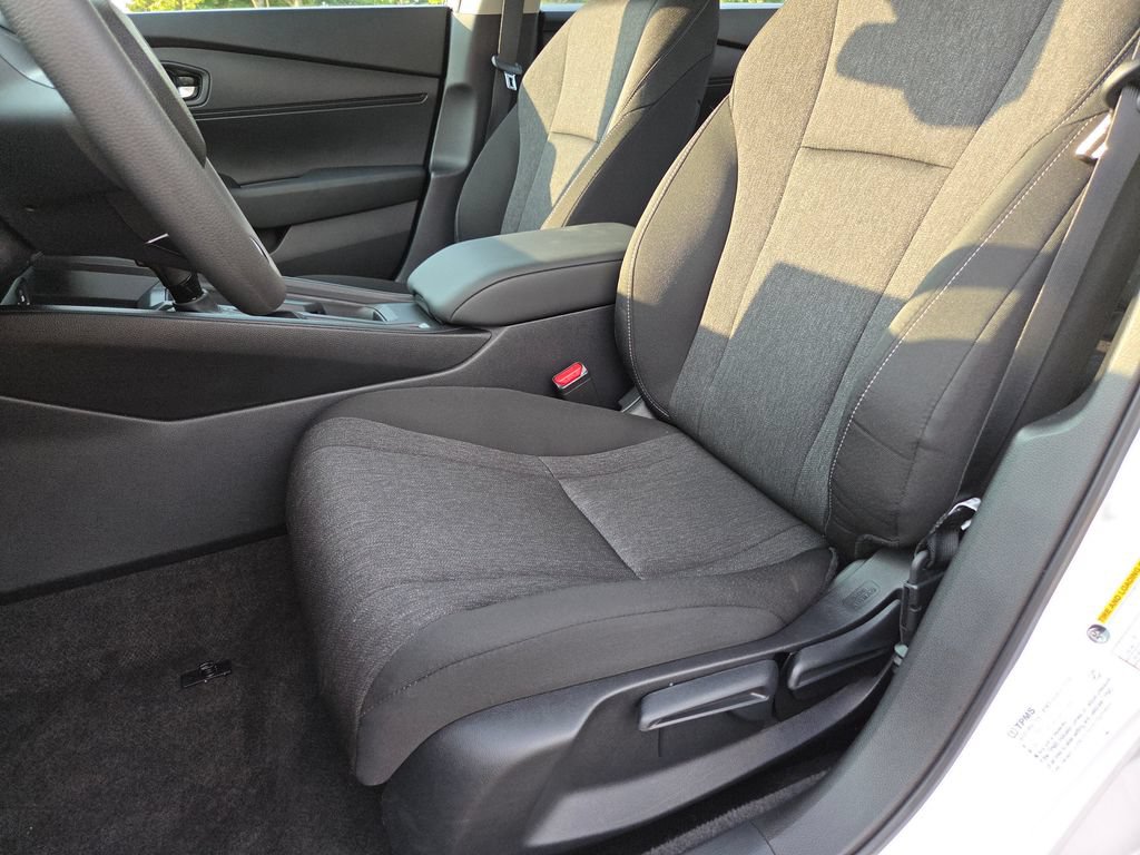 Certified 2025 Honda Accord LX image 24