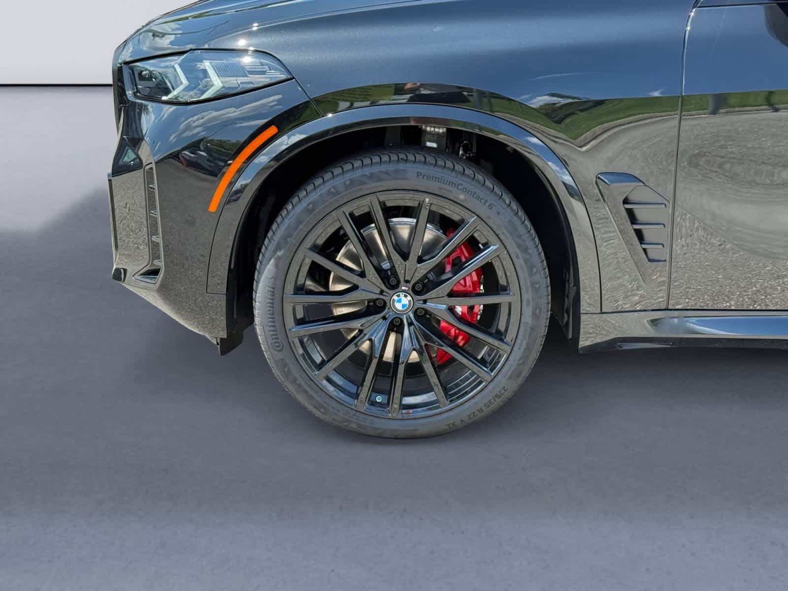 New 2026 BMW X5 xDrive40i w/ M Sport Package AWD/4WD image 9