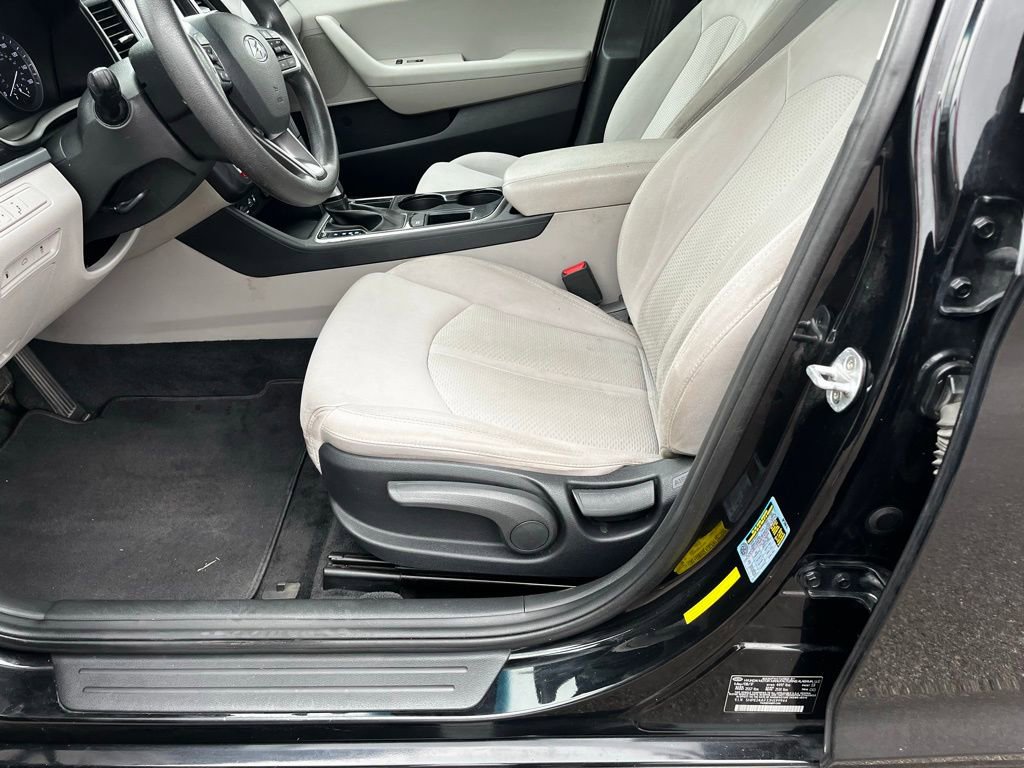 Used 2018 Hyundai Sonata SE image 32