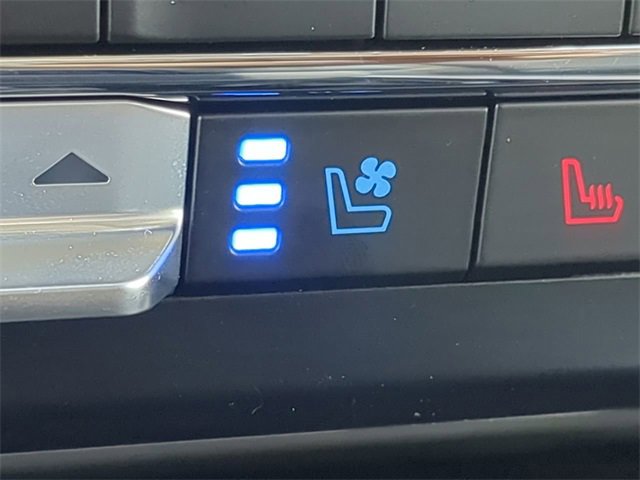 New 2025 Ford F250 Lariat w/ Chrome Package image 25