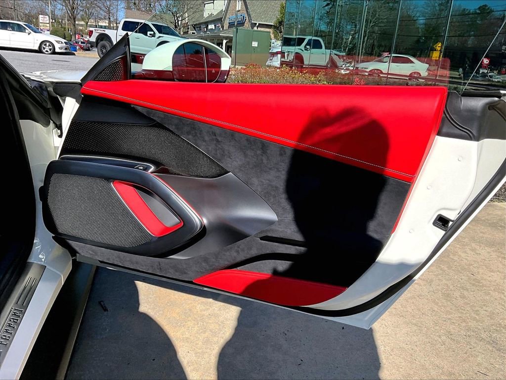 Used 2026 Ferrari 12Cilindri image 16