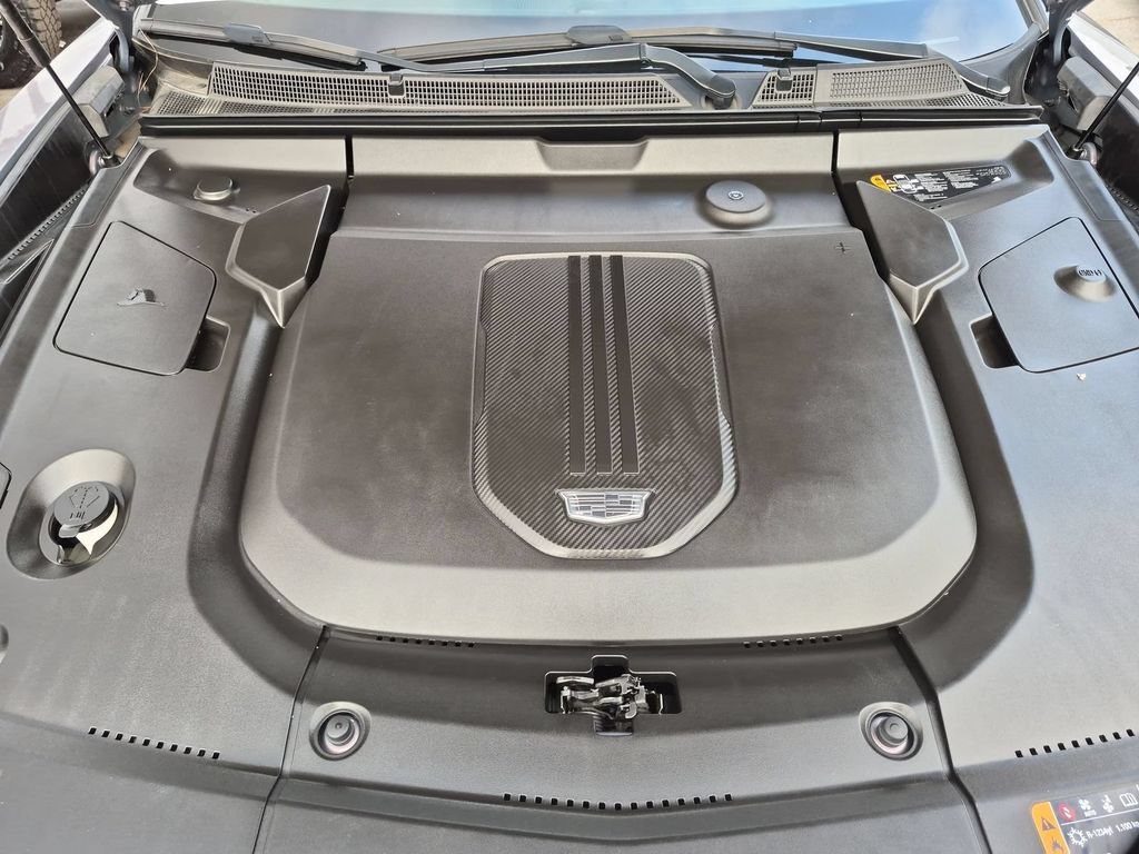 Certified 2024 Cadillac Lyriq Luxury RWD image 23