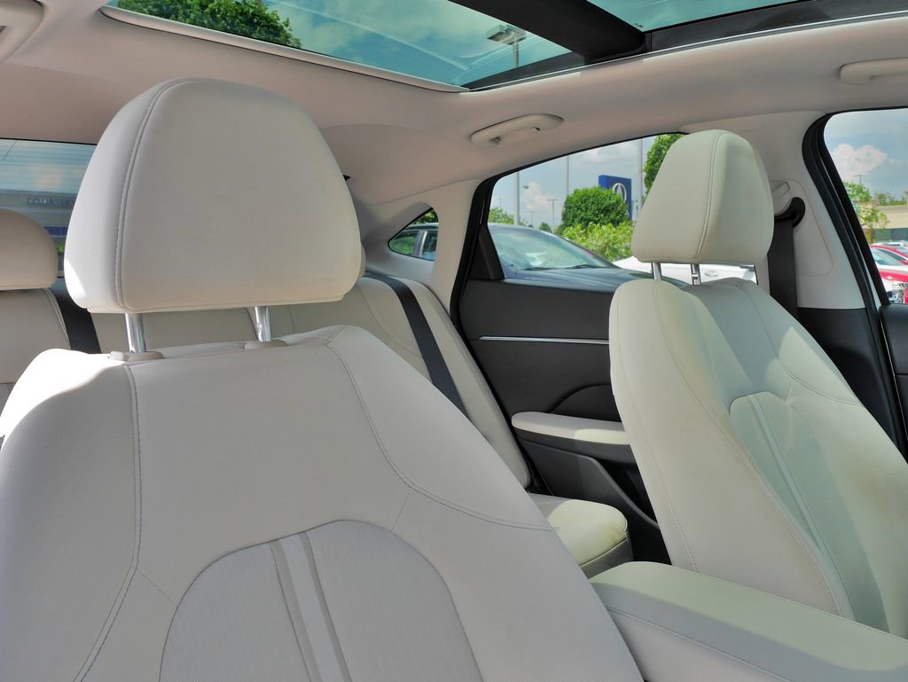 Used 2023 Hyundai Sonata SEL w/ Convenience Package FWD image 14