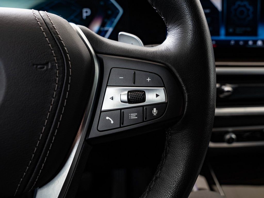 Certified 2025 BMW X5 xDrive40i w/ Climate Comfort Package image 31