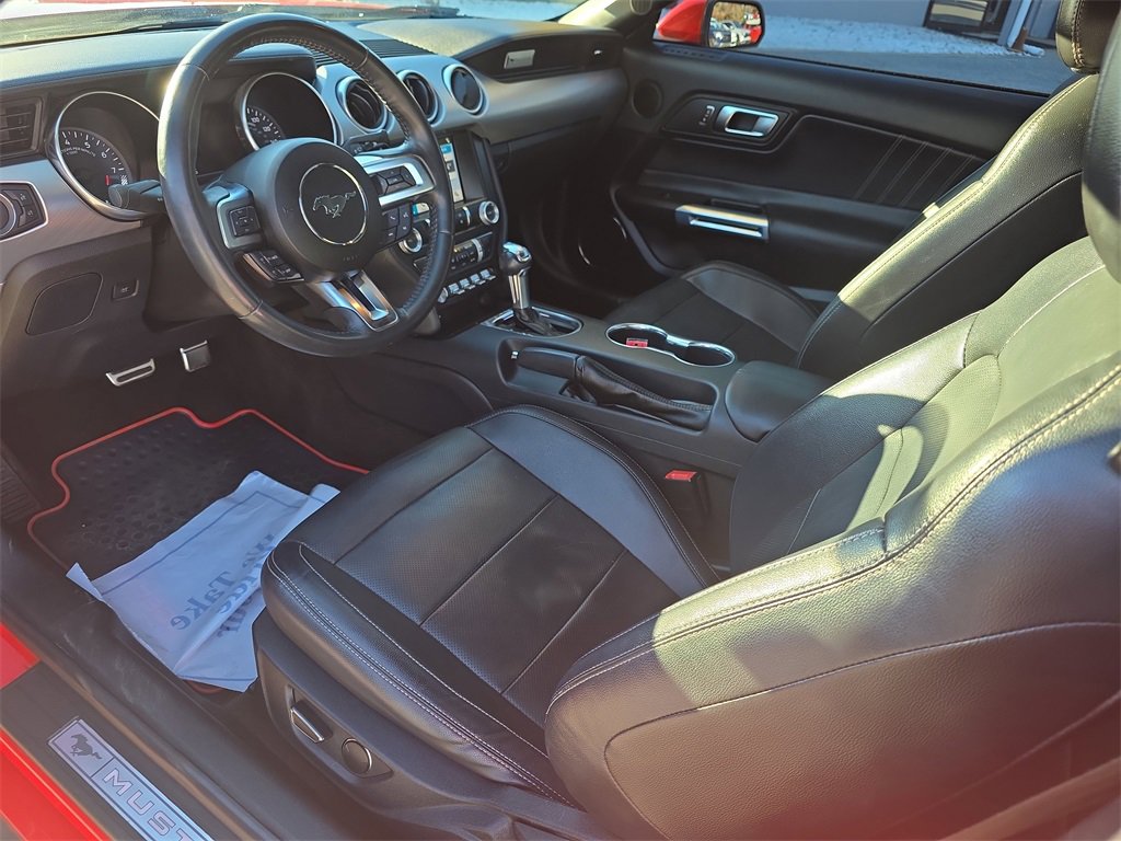 Used 2019 Ford Mustang GT Premium image 9