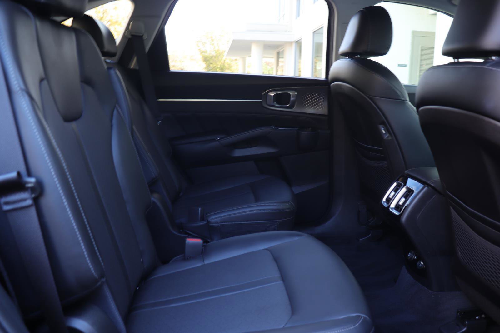 Used 2021 Kia Sorento SX image 22