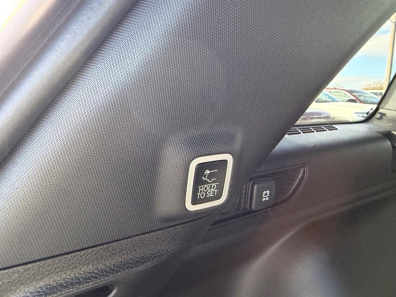 New 2025 Jeep Grand Cherokee Laredo X w/ Luxury Tech Group I image 6