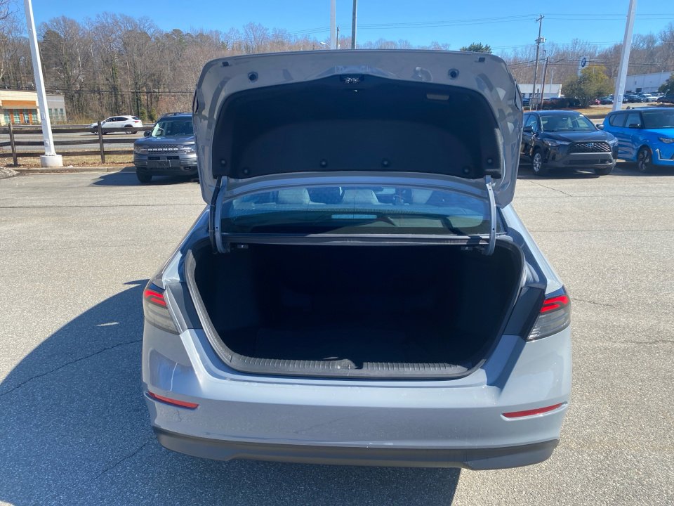 Used 2025 Honda Accord Sport image 18