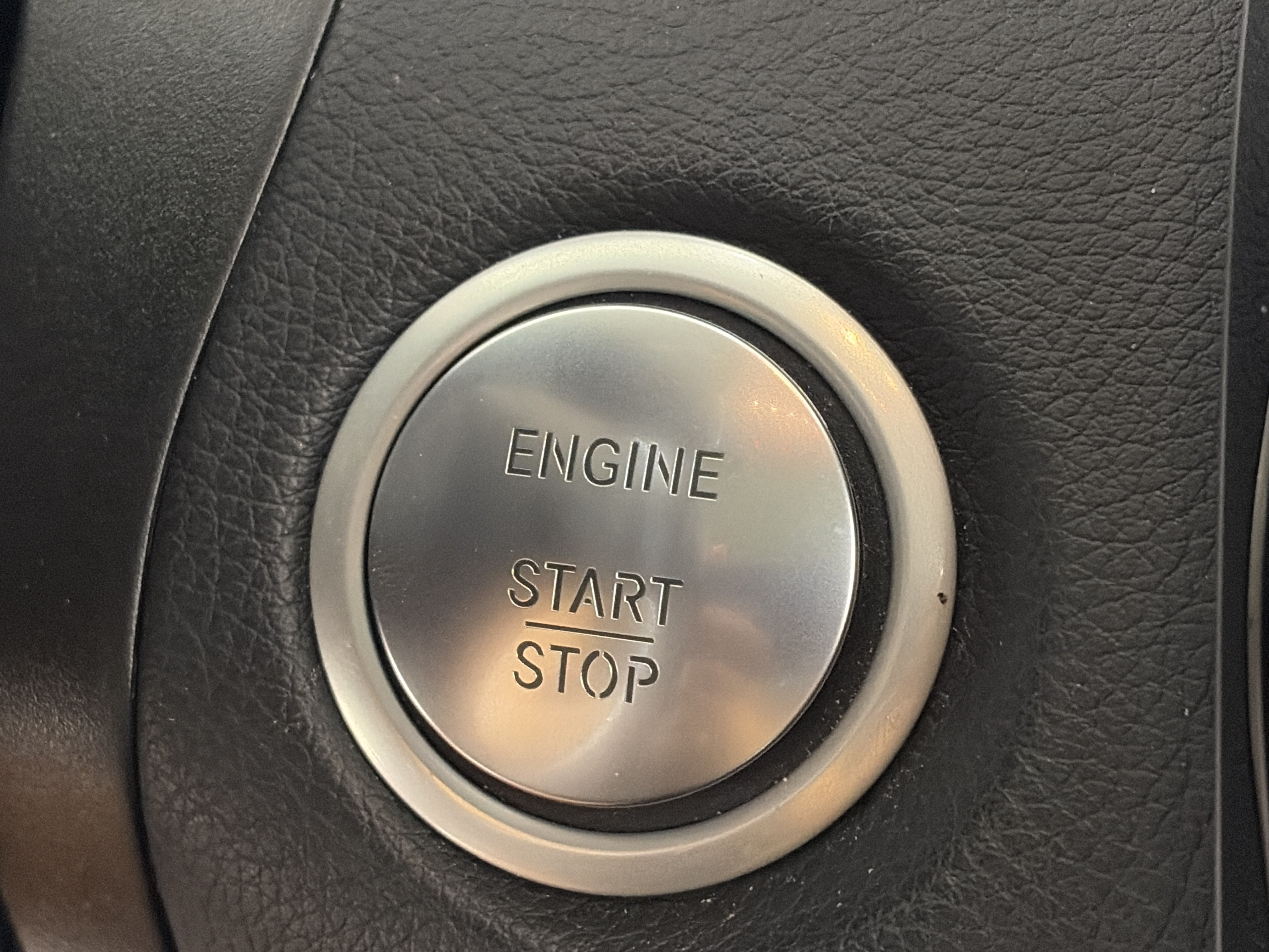 Used 2019 Mercedes-Benz GLC 300 4MATIC image 26